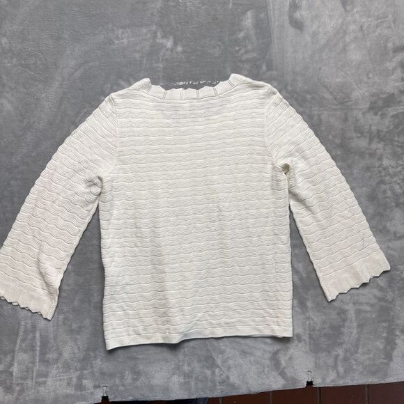 Chico’s Women’s Size 1 (Medium) Cream Textured Pullover Sweater – 3/4 Bell Sleev - Picture 9 of 11